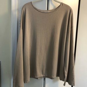 Aritzia Babaton Tan Sweater Size Medium